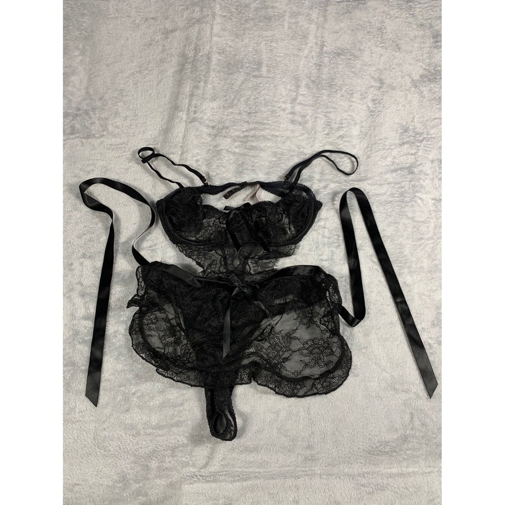 Victoria's Secret Dream Angels Womens M Black Bodysuit Lace Teddy